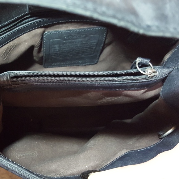 Authentic coach purse - Picture 3 of 6